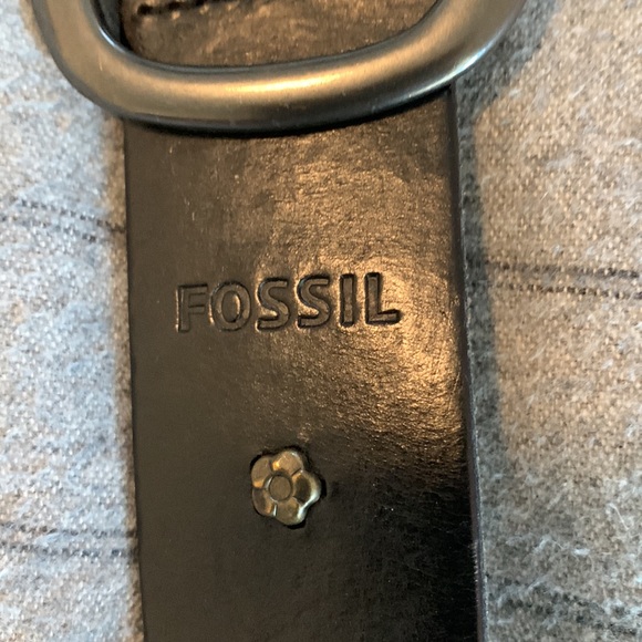 Fossil Belt - leather, brass and embroidered - Picture 2 of 7